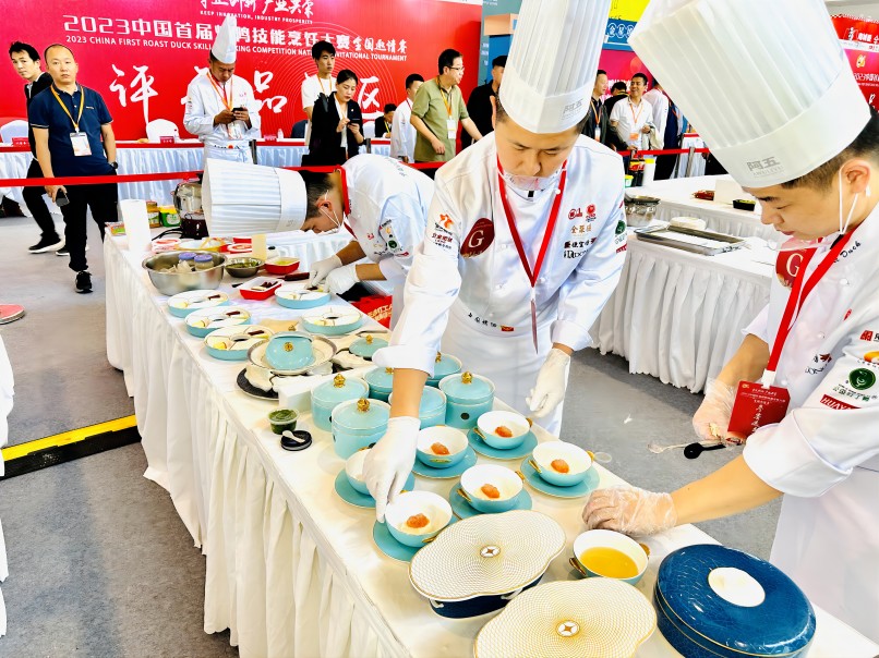 15-阿五厨师(1) 15-阿五厨师(1)